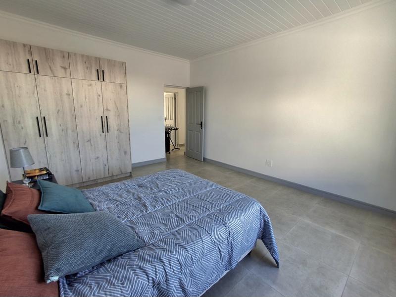 3 Bedroom Property for Sale in Britannia Bay Western Cape